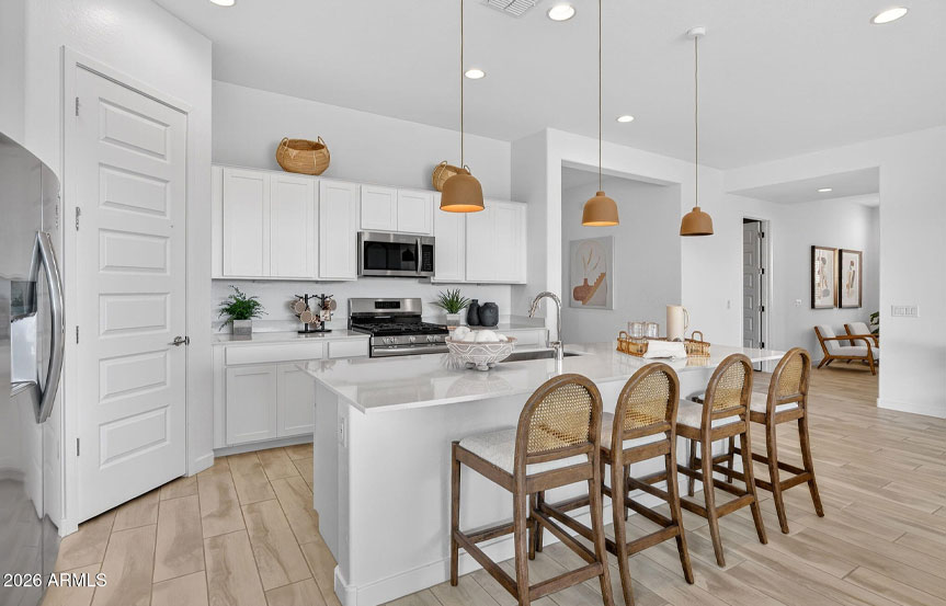 Lennar 9965 S Dutchman Dr Kitchen3