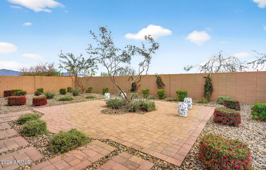 Lennar 9965 S Dutchman Dr Backyard6