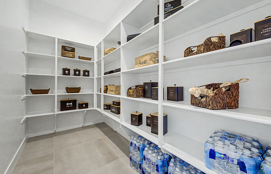 Julia Pantry