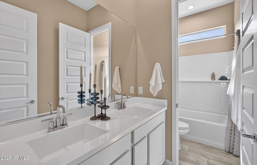 Lennar 9965 S Dutchman Dr Bath3