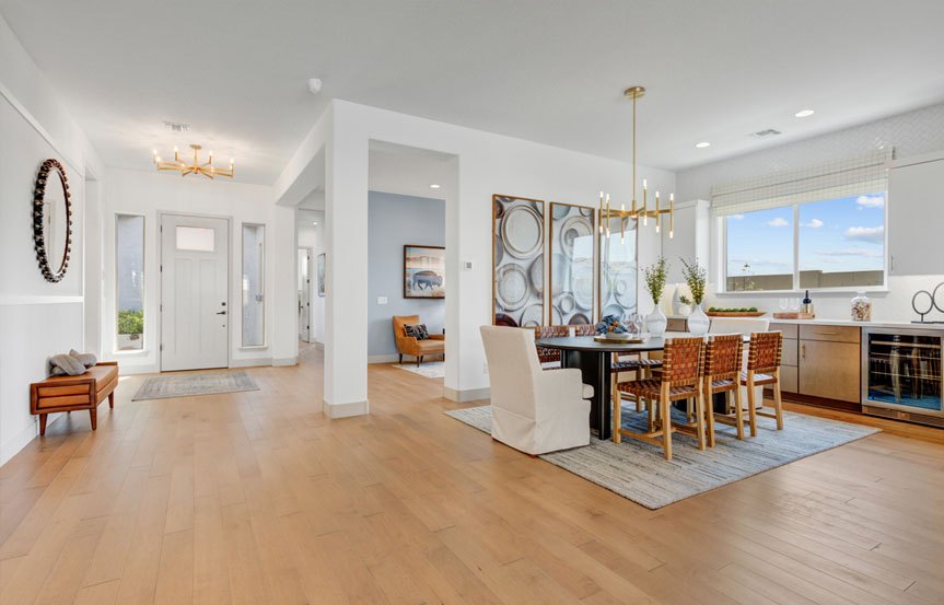 David Weekleyl Blossom Rock 9833 S Gold Stone Trl Dining