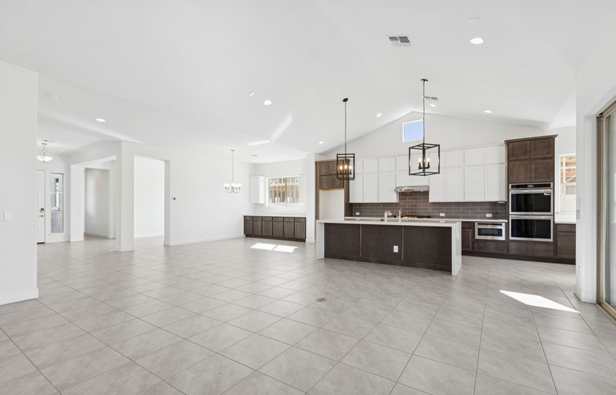 1110 W J Waltz Way Family