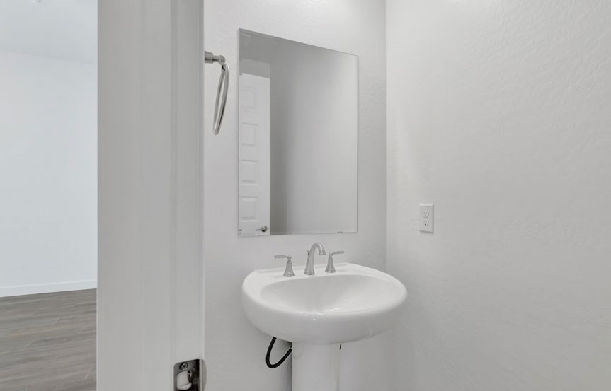 1032 W J Waltz Way Bath5