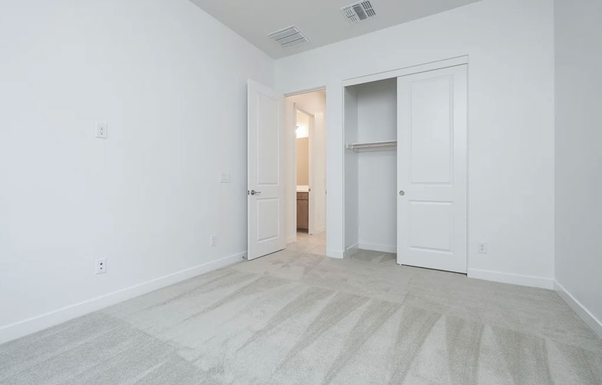 803 W J Waltz Way Bed2