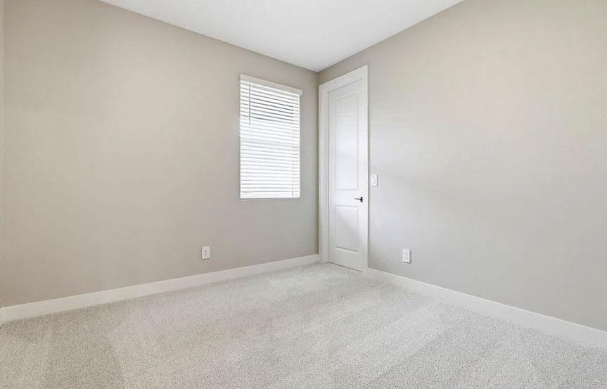 1069 W Haynes Way Bed