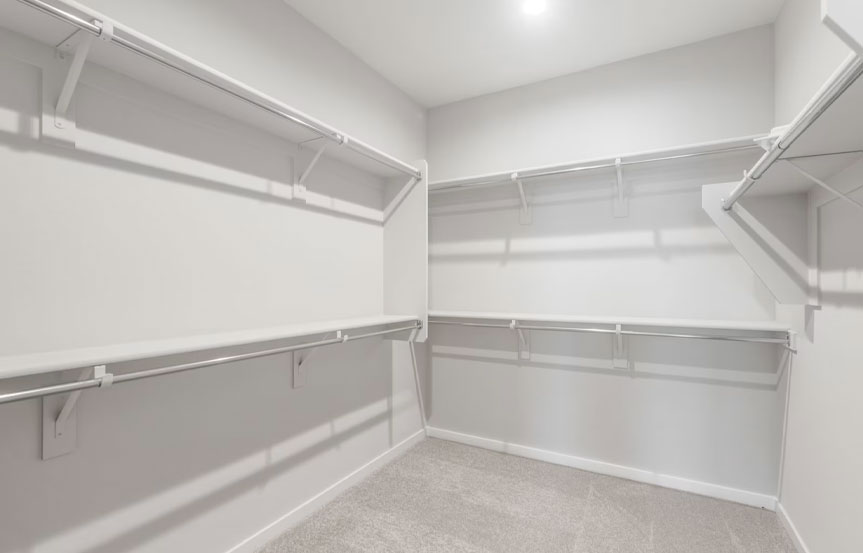 1439 W Treasure Trl Closet