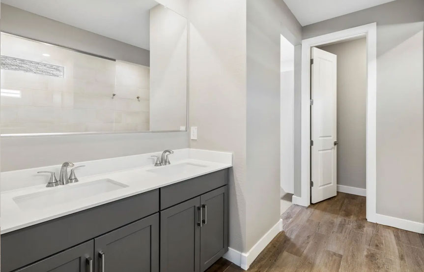 Sawyer Grey White W Rustic Pkg 8