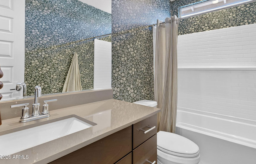 Lennar 9953 S Dutchman Dr Bath (1)