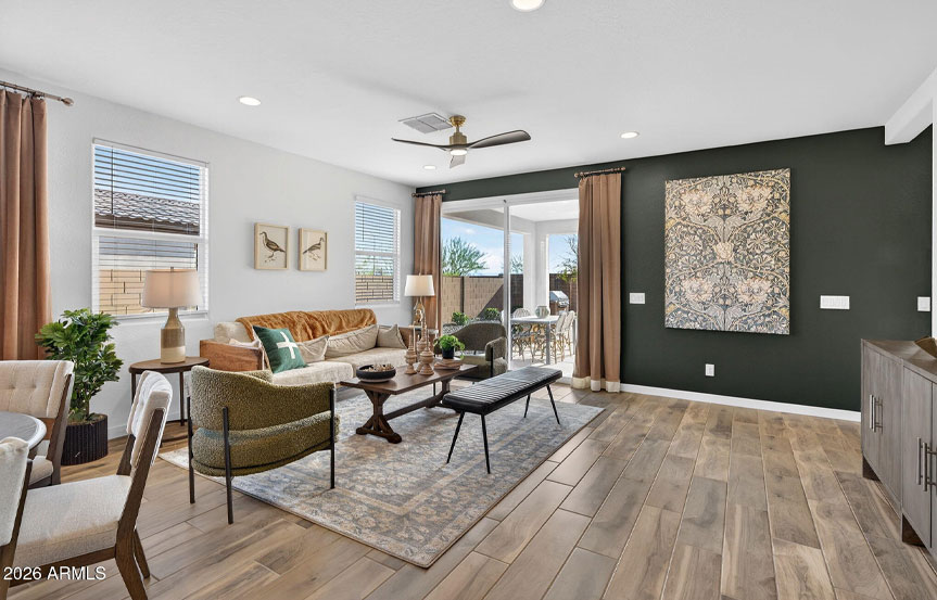 Lennar 9953 S Dutchman Dr Family2