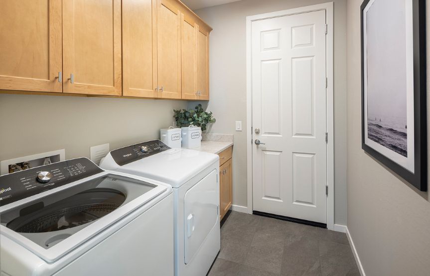 pulte-blossom-rock-avelino-laundry.jpg