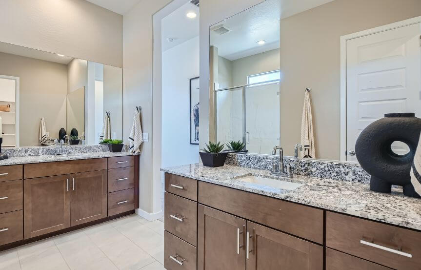 lennar blossom rock trillium 4585 owners bath 2