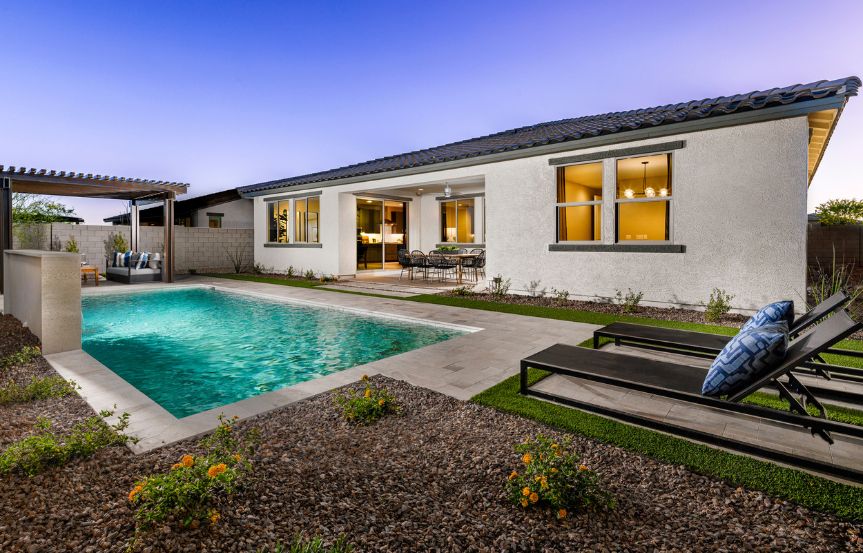 BRP blossom rock solstice exterior rear