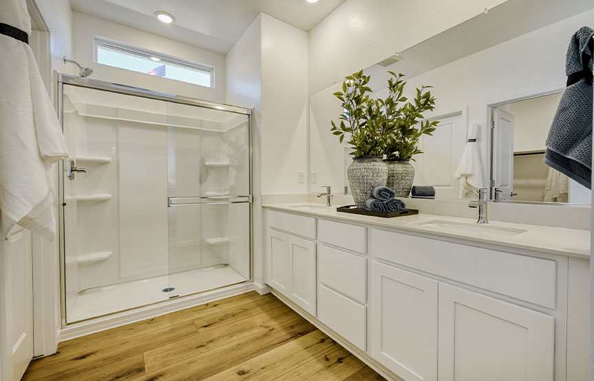 Lennar Coronado Bath