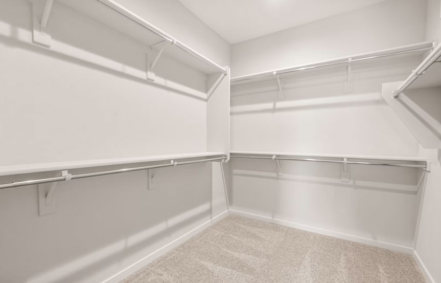 1275 W Saddle Run Closet