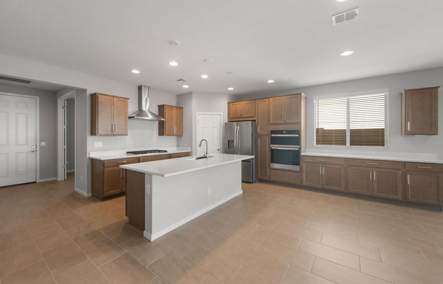 1323 W Saddle Run Kitchen4