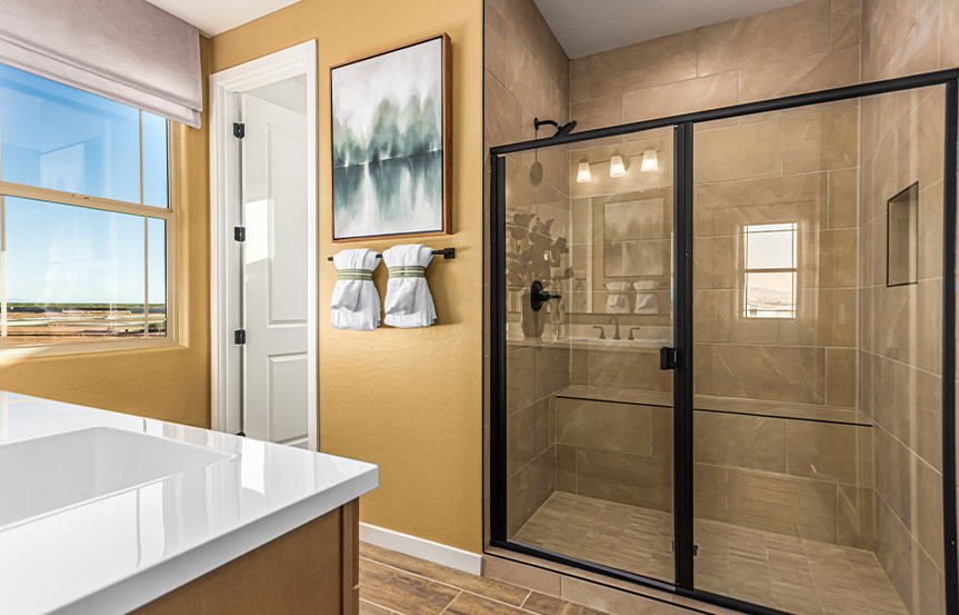 Richmond American Nina Model Home Bath3