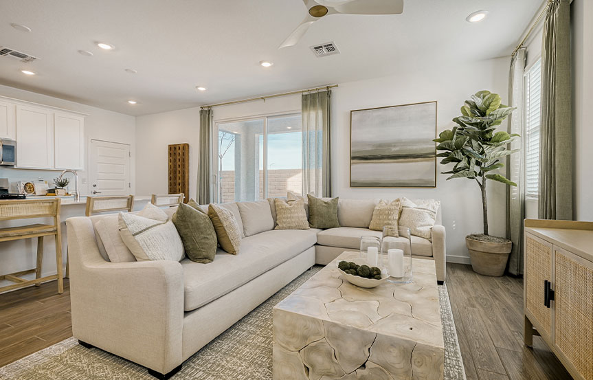 Lennar Ventura Model Living2