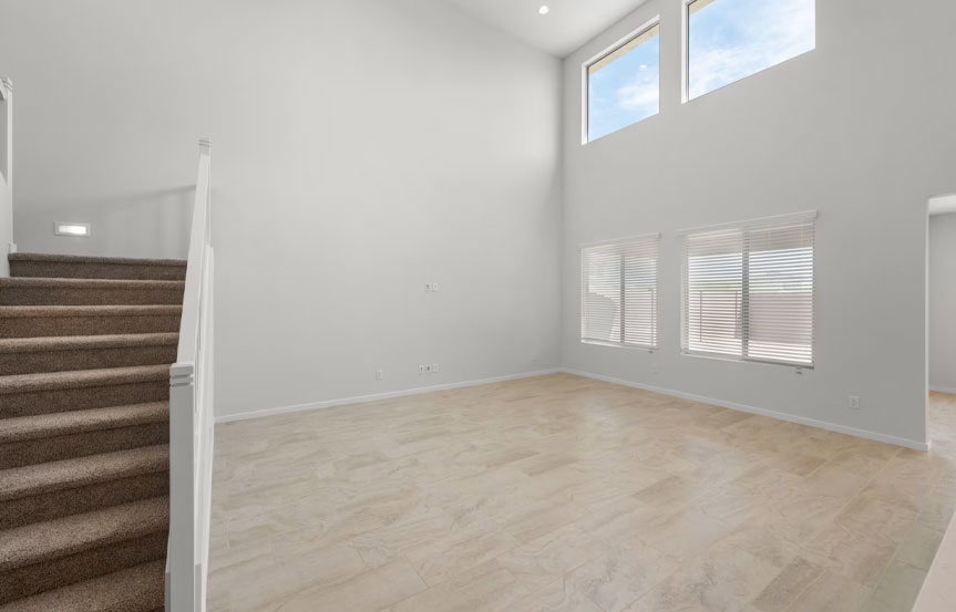 1293 W Saddle Run Living4