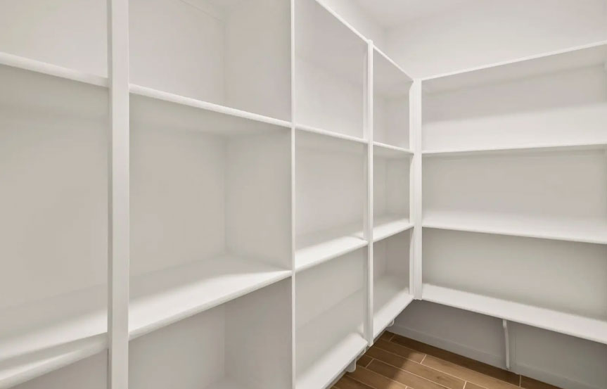 White White W Elegant Minimalism 5