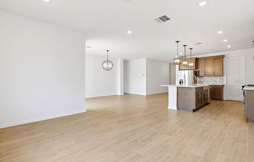 494 W Rock Needle Trl Living 2