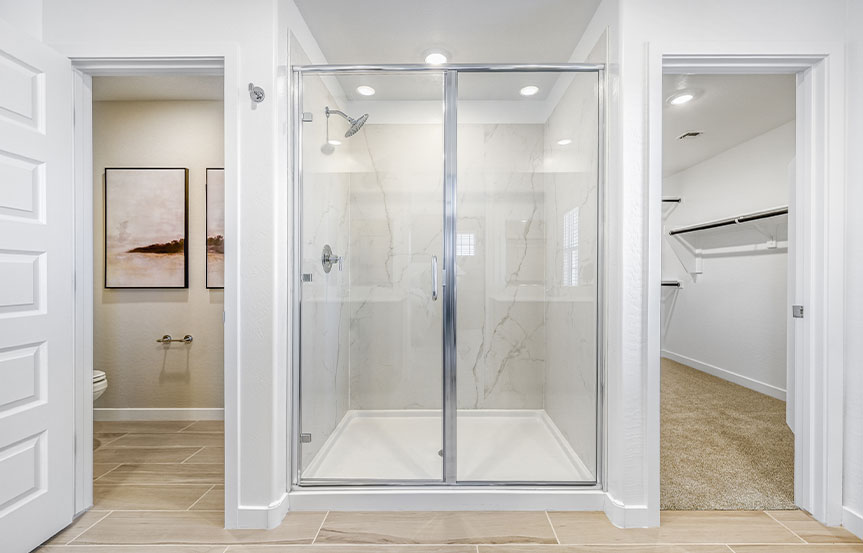 Lennar Montecito Model Bath2