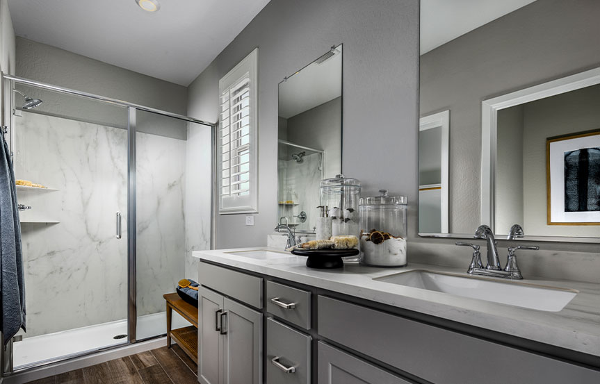 Daisy Model Home Bath