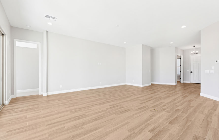 953 W Ridge Rd Family2