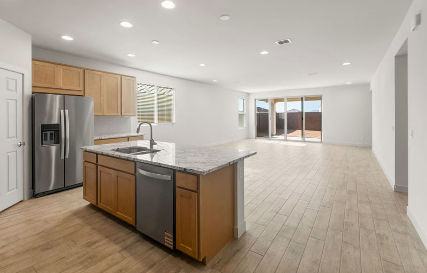 Pulte Blossom Rock 1260 W Treasure Trl Family