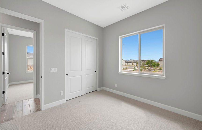 1128 W J Waltz Way Bed3