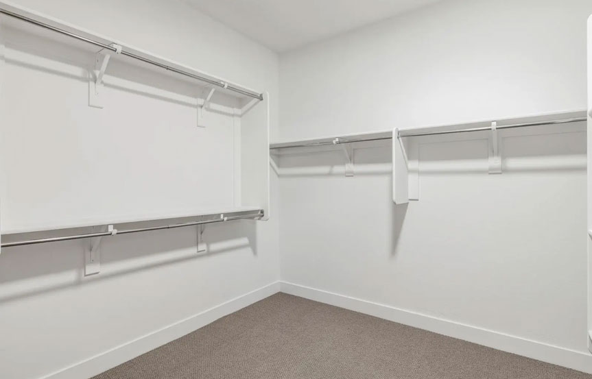 Sawyer Grey White W Rustic Pkg 10