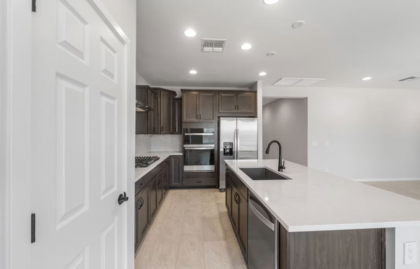 1439 W Treasure Trl Kitchen