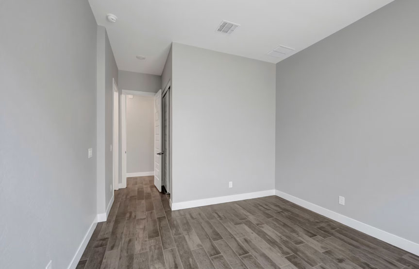 698 W Ridge Rd Bed3