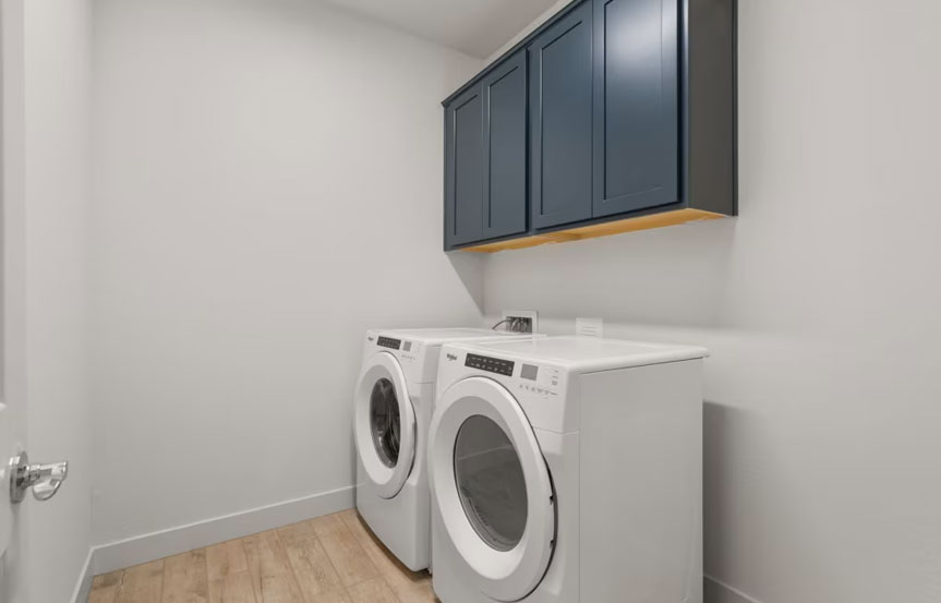 Pulte Blossom Rock 1260 W Treasure Trl Laundry