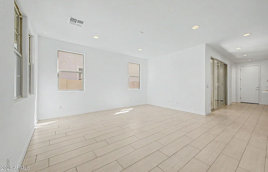 10295 S Cave Spring Trl Living 3
