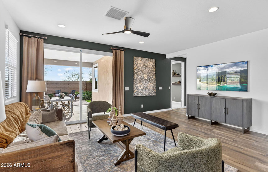 Lennar 9953 S Dutchman Dr Family4