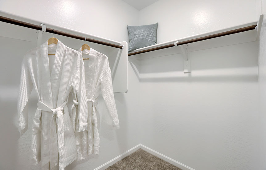 Blossom Rock Lennar Lily Closet