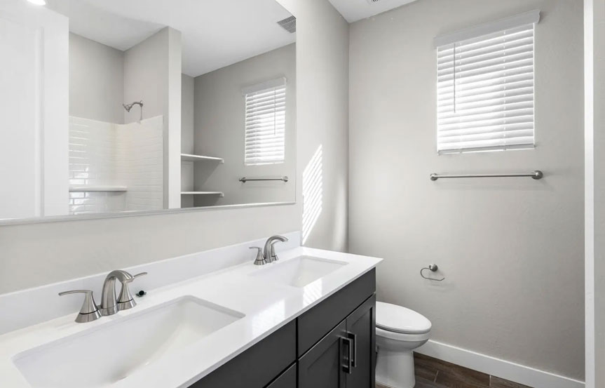 Sawyer Grey White W Rustic Pkg 12