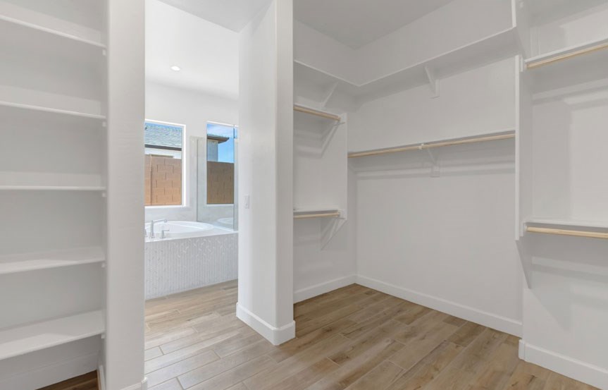 1032 W J Waltz Way Closet2