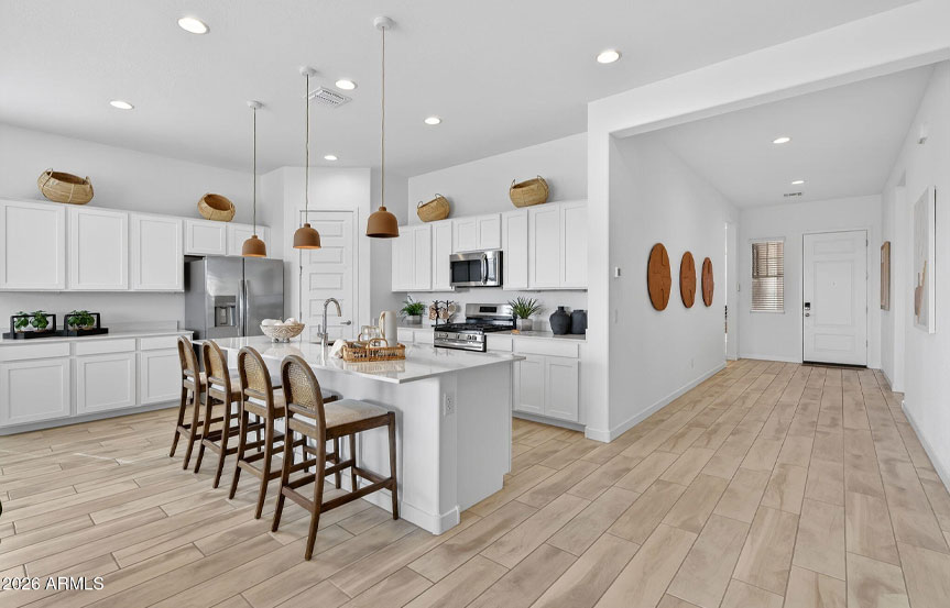 Lennar 9965 S Dutchman Dr Kitchen2