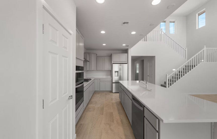 1293 W Saddle Run Kitchen