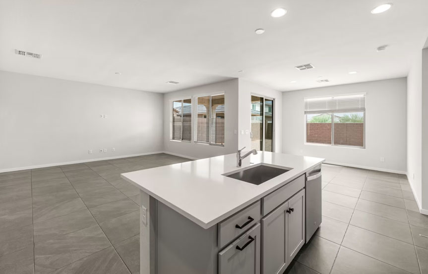 1275 W Saddle Run Kitchen 2