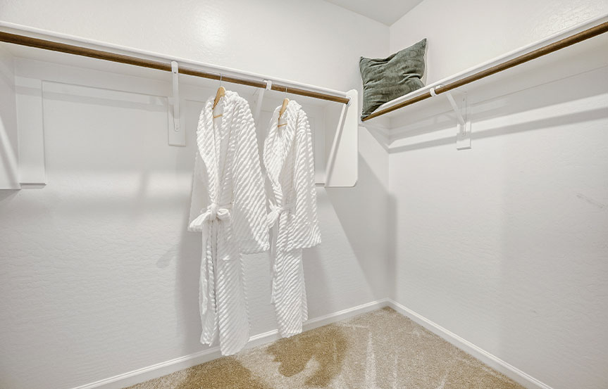 Lennar Aster Closet