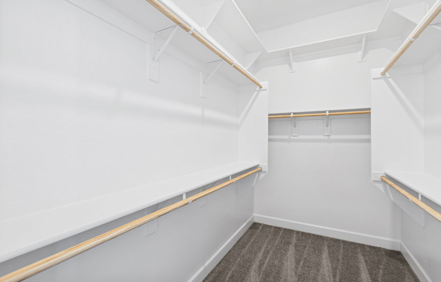 1110 W J Waltz Way Closet