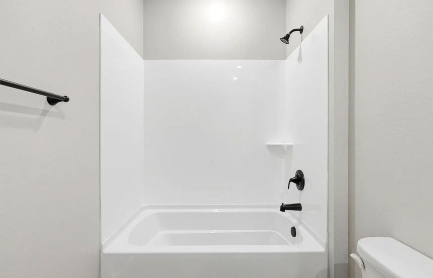 1069 W Haynes Way Bath 2