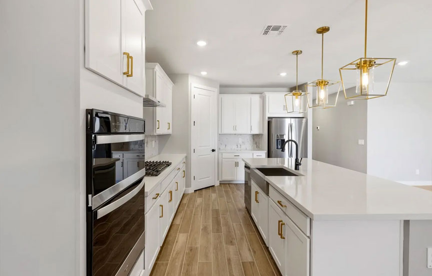 Onyx Modern Cottage Kitchen2