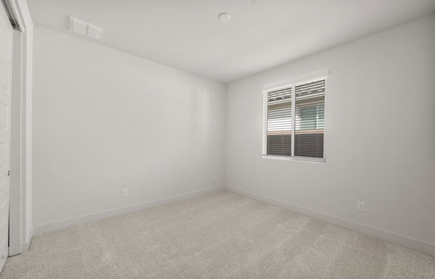 1276 W Saddle Run Bed 2