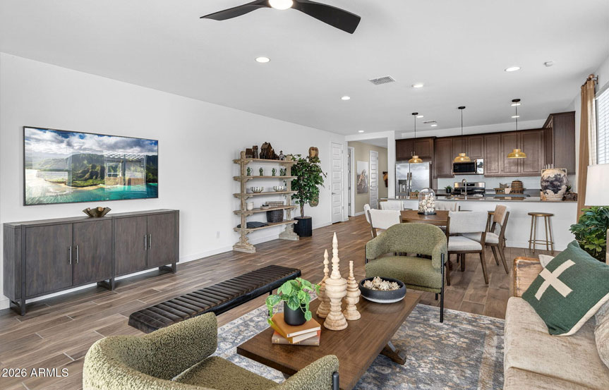 Lennar 9953 S Dutchman Dr Family3