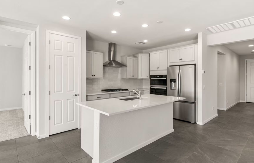 1275 W Saddle Run Kitchen 6