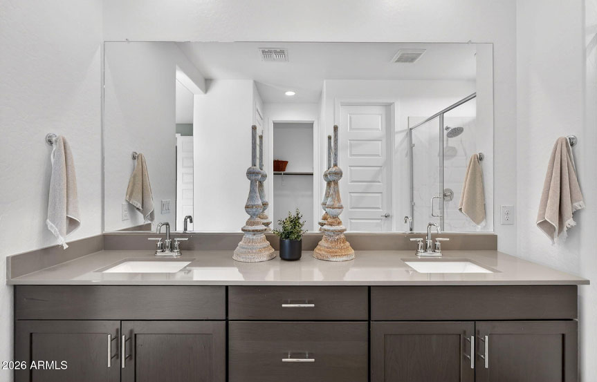 Lennar 9953 S Dutchman Dr Bath3