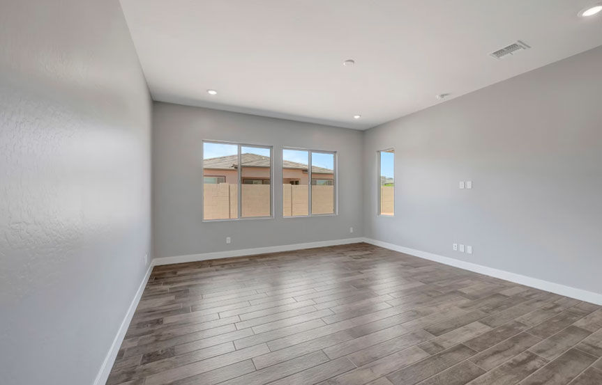 698 W Ridge Rd Bed4